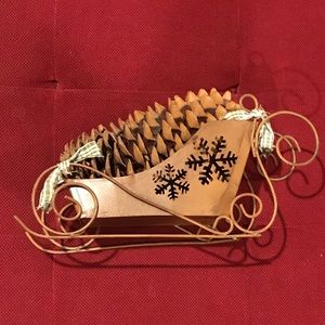 Rustic country primitive Christmas sled.